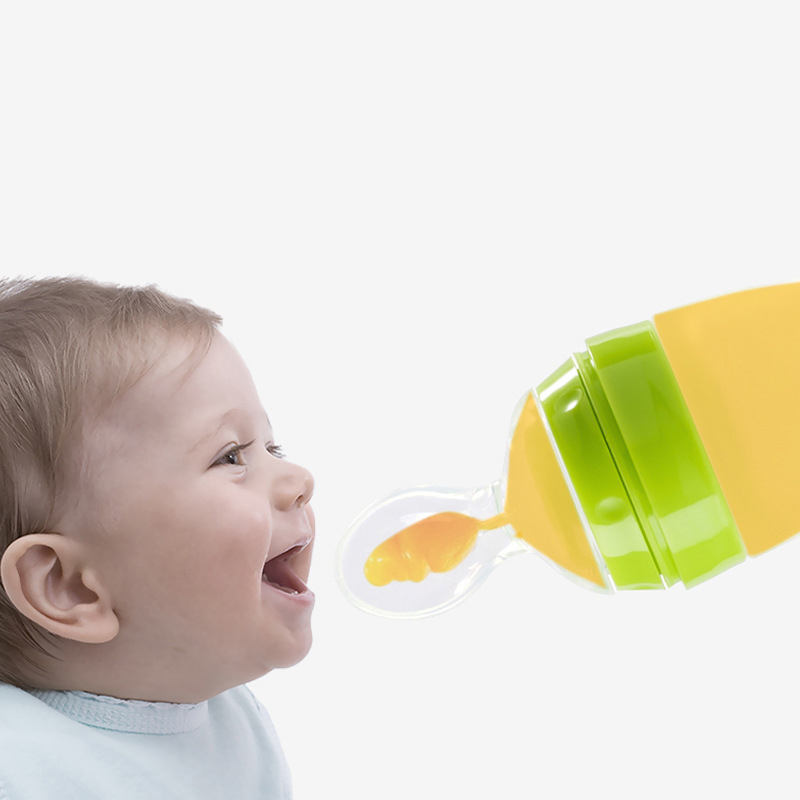 Допълнителна лъжица силиконов притискане на лъжица Деца на комплементарната бутилка за храна